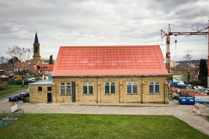 red roof