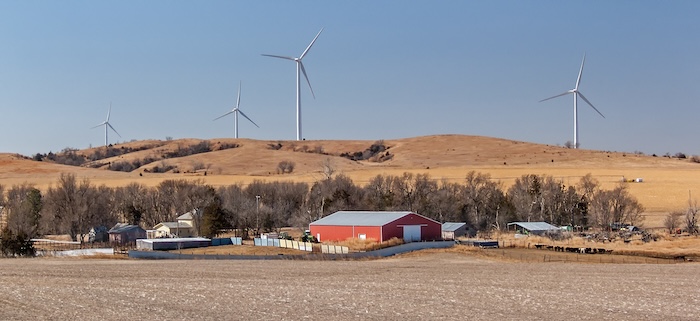 farm house and wind