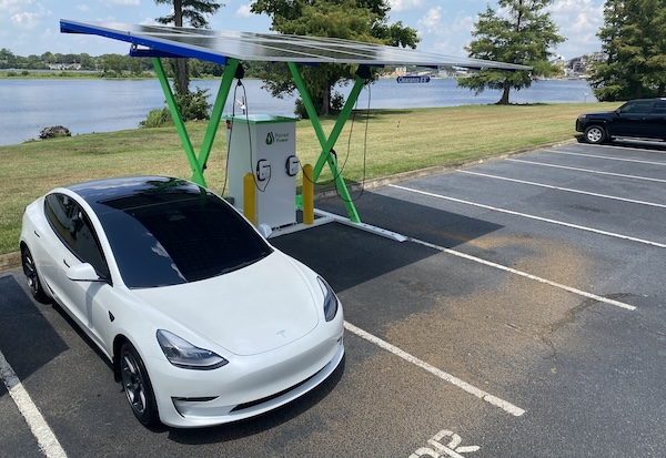 Paired Power Installs Resilient Off-Grid Solar Electric Vehicle Charger for Sonoco in South Carolina